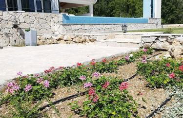 Secluded house - guaranteed privacy - heated pool - Photo 5