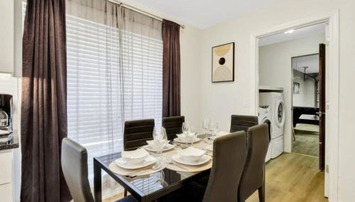 City Gem 4BR with POOL Sleeps 8 - Foto 4