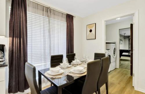 City Gem 4BR with POOL Sleeps 8 - Foto 4