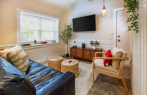 AmishGuestCottage~cozystudio~hottub~patio - Foto 8