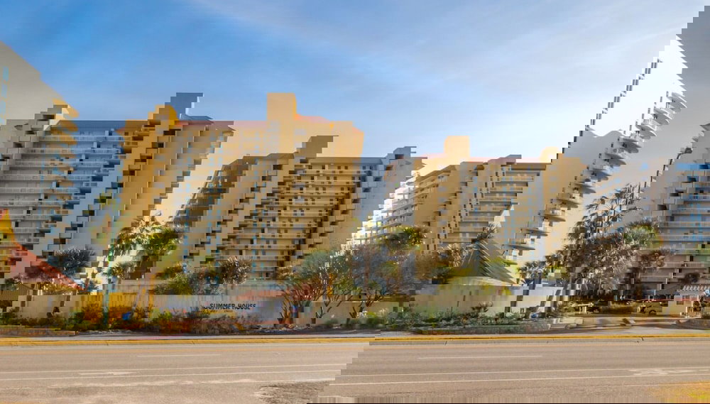 Summer House Beachfront Condos - Foto 1, Imagen principal