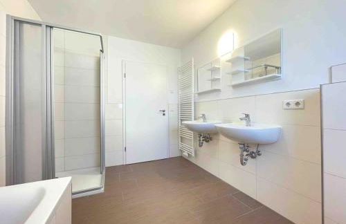 MAX117 moderne Monteurwohnung mit Balkon - Foto 9