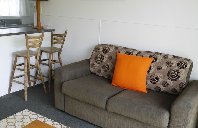 Raglan Palm Beach Motel - Photo 28