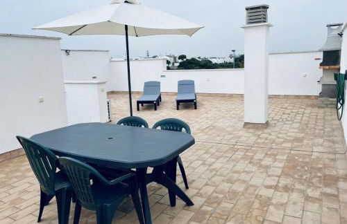 Ático Premium Conil con 2 terrazas, parking, piscina, Aire Ac y WIFI -SOLO FAMILIAS Y PAREJAS- - Foto 22