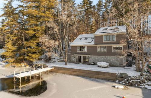 Spacious Waterfront Retreat on Merrymeeting Lake - Photo 5