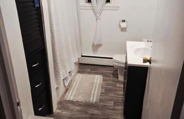 NEW " Fall Season " cozy 2 bed flat with open concept - Foto 2