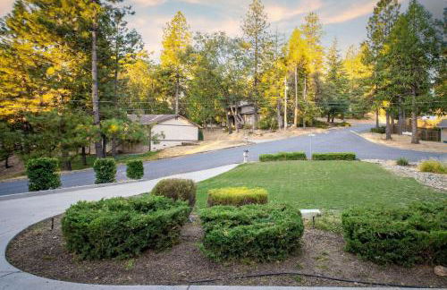 Cozy foothills home - Photo 62