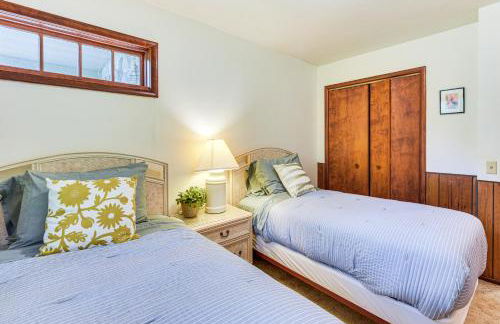 Lakeside Spooner Home with Game Room and Views! - Foto 21