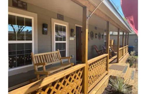 Stockyards-Walk 1 Block to StockYards-Cowboy Cabin - Photo 13