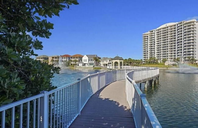 The Spyglass a 5 bed 3 bath house that sleeps 14 and just 67 steps from the beach - Foto 107