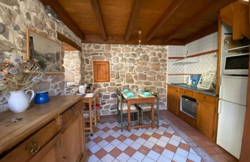 Gîte Lou Clapas dans village perché du Parc des Grands Causses - Photo 3