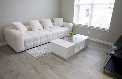 Cozy 1BR Retreat Near Dining & Shopping - Foto 2