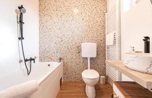 Gorgeous Home In Polaca - Foto 35