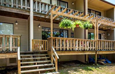 Fairfield Bay Gem with pool access and 4 Mi to Lake - Photo 9