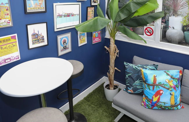 Hove and Away With Garden By My Getaways - Photo 10