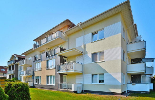 Comfortable Apartment, Ground Floor, Balcony - Photo 12