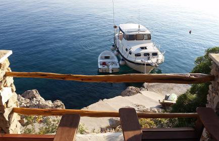 Secluded fisherman's cottage Cove Spiljice, Brac - 17031 - Photo 9