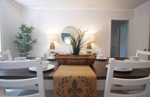 Spacious family friendly home with game room by UNC Charlotte - Foto 14