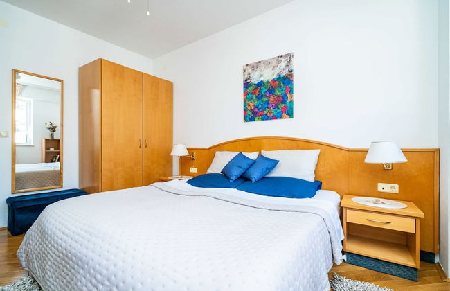 Down Town Apartments - Foto 4