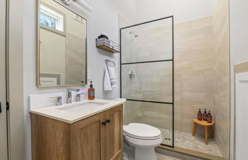 3BR, Lakeview, Hot Tub, Nintendo Switch - Deer Haven Poconos Retreat - Foto 21