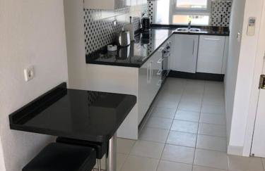 Sunny and spacious 1 bed in La Manga Club - Photo 7