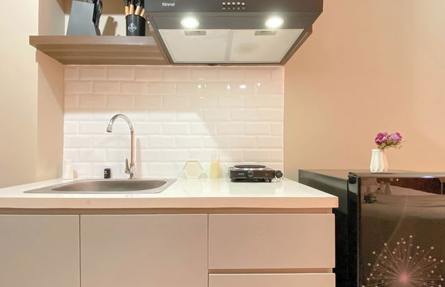 Cozy and Warm Studio at LRT City Jatibening Apartment - Foto 7