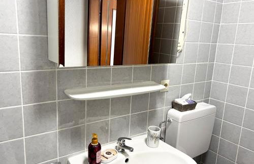 Helle 2 Zimmer Wohnung mit Balkon gemütlich & zentral - Foto 11