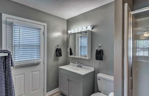 Stellar Fort Walton Retreat about 2 Mi to Beach! - Foto 16