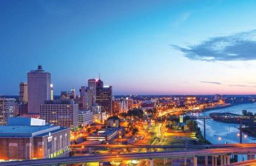 Cozy Delightful Private Studio near Rhodes College, Shuttle, & Vehicle Rental - Foto 45