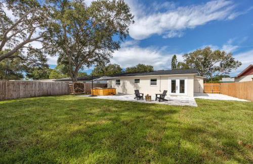 Modern Vacation Home 3BR 1BTH Close to Gulf Beach - Foto 43