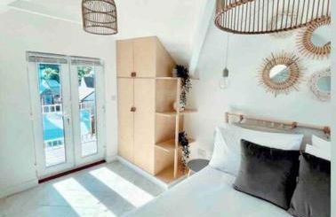 The View, Kingsand, luxurious seafront penthouse apartment with sun trap balcony and incredible sea views - Photo 4