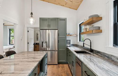 La Casita Little Sebago Lake with hot tub! - Foto 23