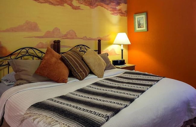 Cozy Cactus Resort ...sorta kinda - Photo 5