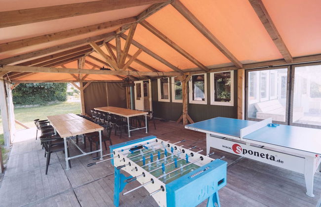 Group Stay in Eigen Wijze Near Playing Field - Photo 9