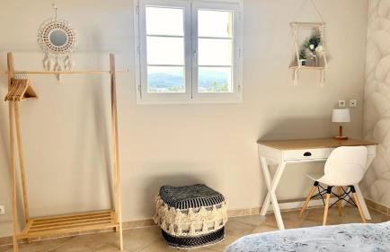 2 hébergements - 10 couchages - parking, piscine, jacuzzi - convivialité - Photo 15