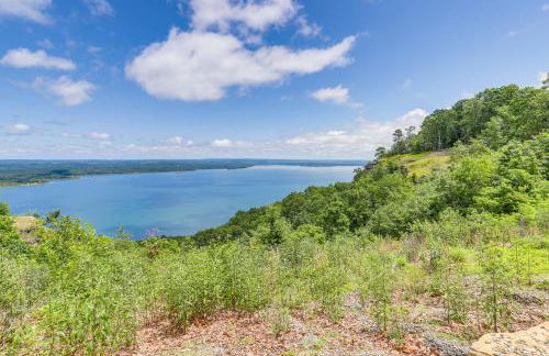 Luxe Home with Panoramic Greers Ferry Lake Views - Photo 39