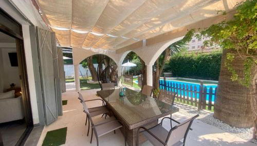 Mediterranean Villa - Private Pool , Garden & BBQ - Photo 3