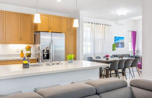 Oahu Perfect Vacation - Million Dollar View, Pool, Near Beach, Sleeps 14 - Foto 28