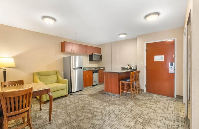 Medallion Inn & Suites - Foto 28