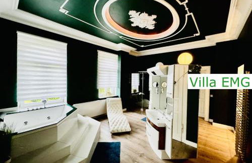 Luxus Ferienhaus Villa EMG Dortmund in Ennepetal, nah Düsseldorf, Köln mit Tennis Court, Garten, Kamin für Familien Gruppen bis 20 Personen - Foto 34