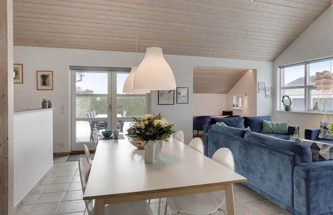 "Thorwith" - 150m from the sea - Foto 24