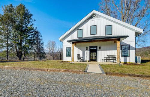 Peaceful Farmhouse Retreat 6 Mi to Virginia Tech! - Foto 26