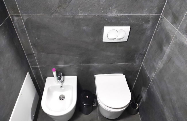 Seafront Apartment in Durres - Photo 17