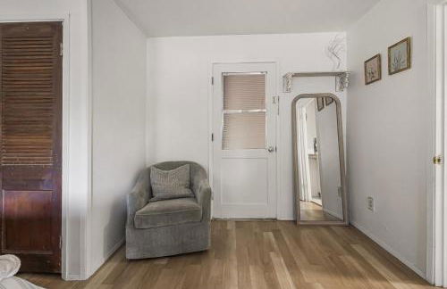 Chic in Chico w 2 Kings for Fam - Photo 22