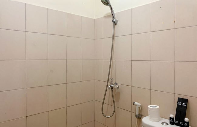 Modern Look And Comfy Studio Tifolia Apartment - Foto 11