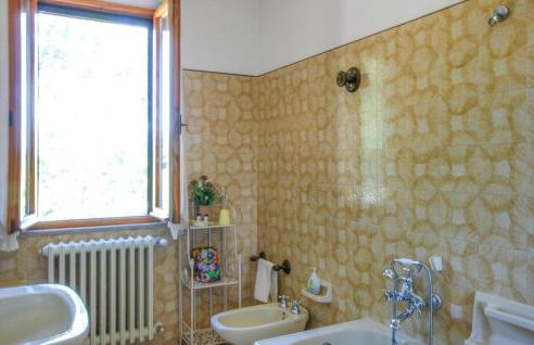 Cozy Home In Cappone Di Vallefoglia - Foto 30