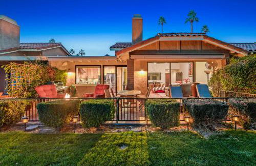 Spectacular condo with private golf privileges includes golf cart on Monterey Country Club !! - Foto 33