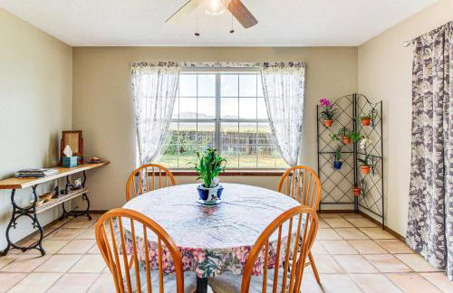 Hiking Nearby! Mountain-View Home Outside ABQ - Foto 11