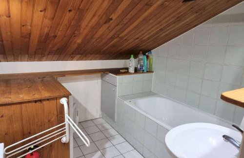 Chalet spacieux 18 pers. avec jardin, 7 chambres, cheminées, animaux admis - Saint-Michel-de-Chaillol - FR-1-393-82 - Foto 11