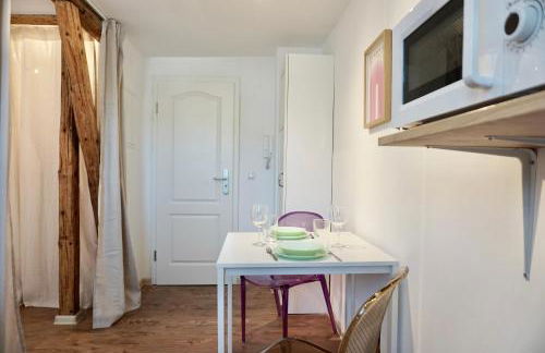 Stylisches Apartment für 2 Personen in historischem Fachwerkhaus 4 Etage mit Blick auf Stadt & Festung - Foto 6